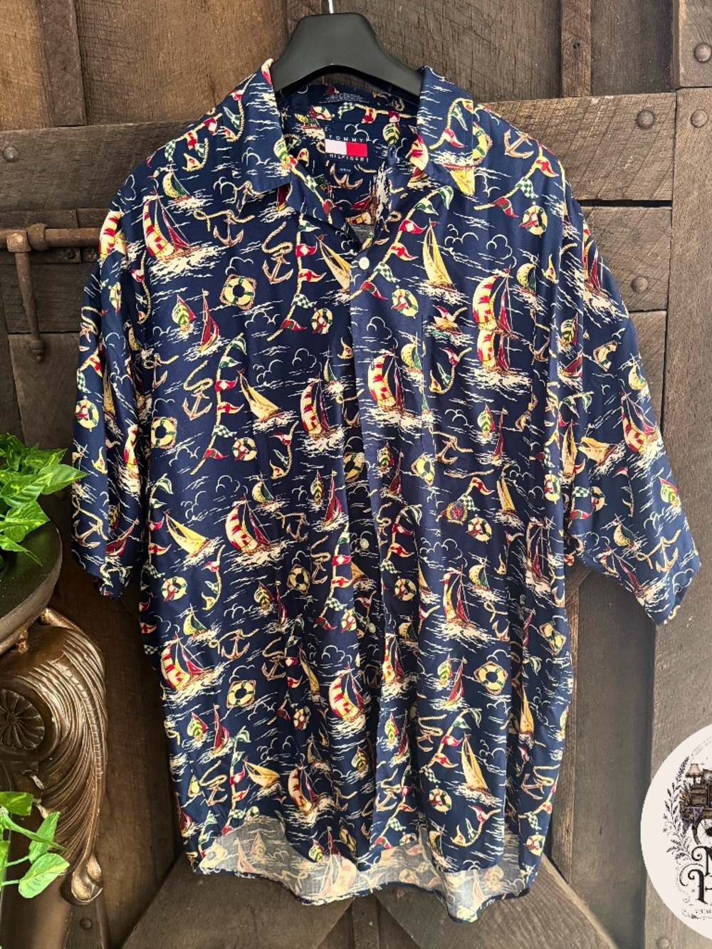 Vintage Tommy Hilfiger Nautical Sailboat Print Rayon Shirt Mens Medium Navy 90s